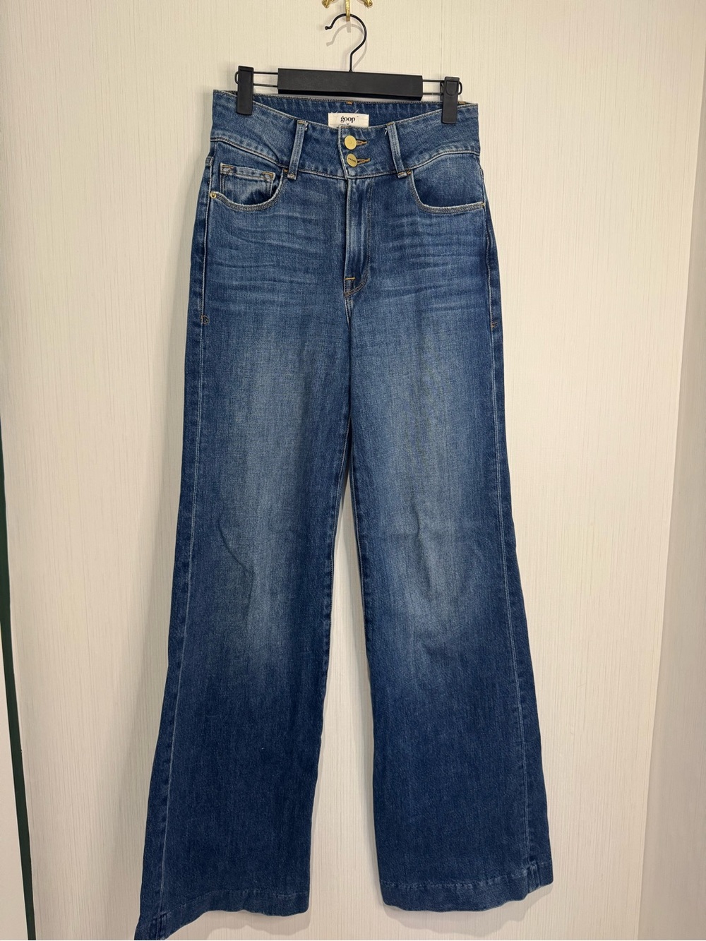 GOOP x FRAME Montauk Jeans. 25. Soft & Stretchy.
